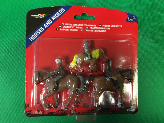 BRITAINS LTD FARM 40956 HORSE & RIDERS FIGURES Sealed