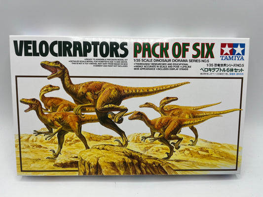 TAMIYA DINOSAURS Pack of 6 VELOCIRAPTORS 1/35 scale Kit